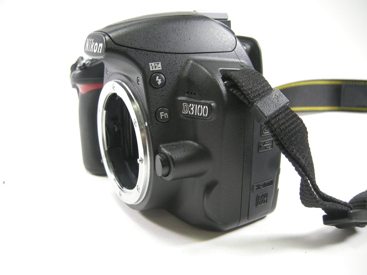 Nikon D3100 14.2mp Digital SLR Body Only Shutter Ct. 4,892 Digital Cameras - Digital SLR Cameras Nikon 3152076