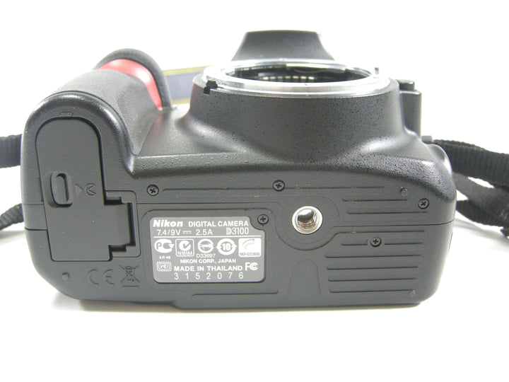 Nikon D3100 14.2mp Digital SLR Body Only Shutter Ct. 4,892 Digital Cameras - Digital SLR Cameras Nikon 3152076