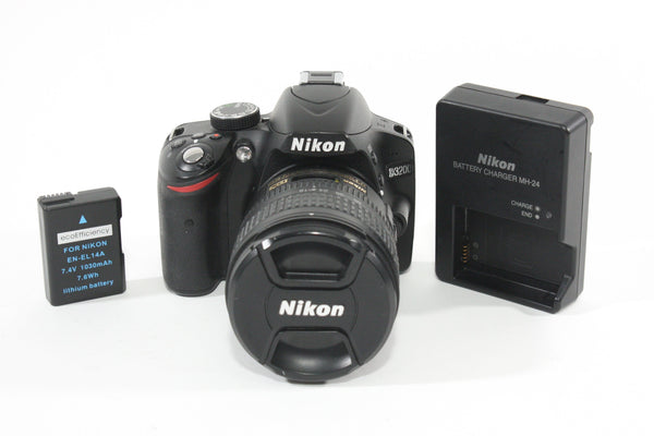 Nikon D3200 with AF-S DX 18-70mm F3.5-4.5 G ED - Shutter Count 3637 Digital Cameras - Digital SLR Cameras Nikon 3474286