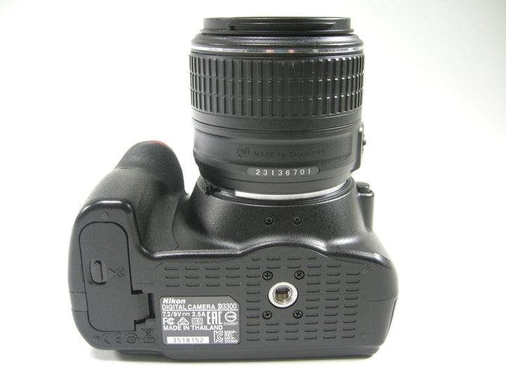 Nikon D3300 24.2mp Digital SLR w/18-55 Shutter Ct. 6,052 Digital Cameras - Digital SLR Cameras Nikon 3518152