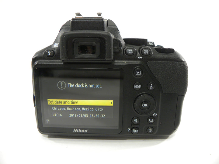 Nikon D3500 24.2mp Digital SLR w/AF-P DX VR 18-55 Shutter Ct. 3,047 Digital Cameras - Digital SLR Cameras Nikon 3224726