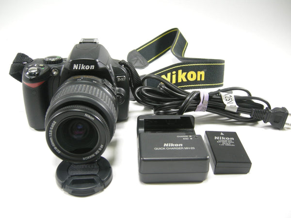 Nikon D40 6.1mp Digital SLR w/AF-S 18-55 DX ED Shutter #1,524 Digital Cameras - Digital SLR Cameras Nikon 3318891