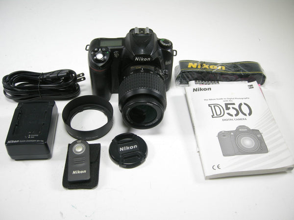 Nikon D50 6.1mp Digital SLR w/AF-S 18-55 Digital Cameras - Digital SLR Cameras Nikon 3012929