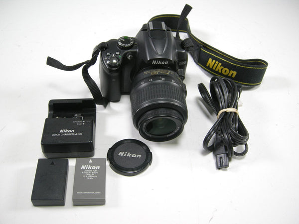 Nikon D5000 12.3mp Digital SLR w/AF-S 18-55 VR DX Shutter Ct#21,295 Digital Cameras - Digital SLR Cameras Nikon 3205009
