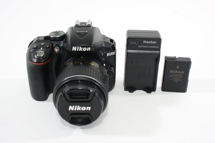 Nikon D5300 w/ 18-55mm Lens Shutter Count 3425 Digital Cameras - Digital SLR Cameras Nikon 2673928