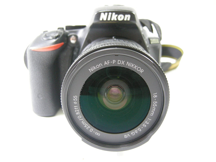 Nikon D5500 24.2mp Digital SLR w/AF-P Nikkor 18-55 f3.5-5.6 Digital Cameras - Digital SLR Cameras Nikon 2640070