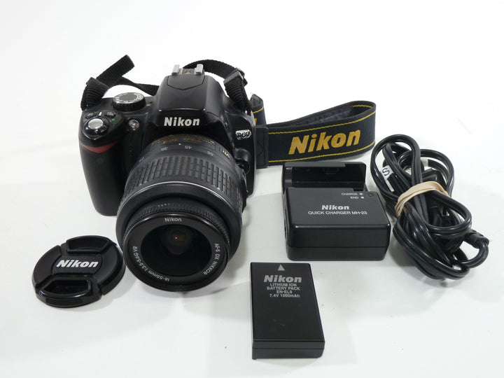 Nikon D60 10.2mp Digital SLR w/Nikkor AF-S DX VR 18-55mm Shutter Ct. 8,736 Digital Cameras - Digital SLR Cameras Nikon 3052012