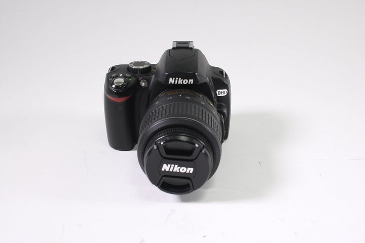 Nikon D60 w/18-55mm DX VR Lens - Shutter Count 3448 Digital Cameras - Digital SLR Cameras Nikon 3175453