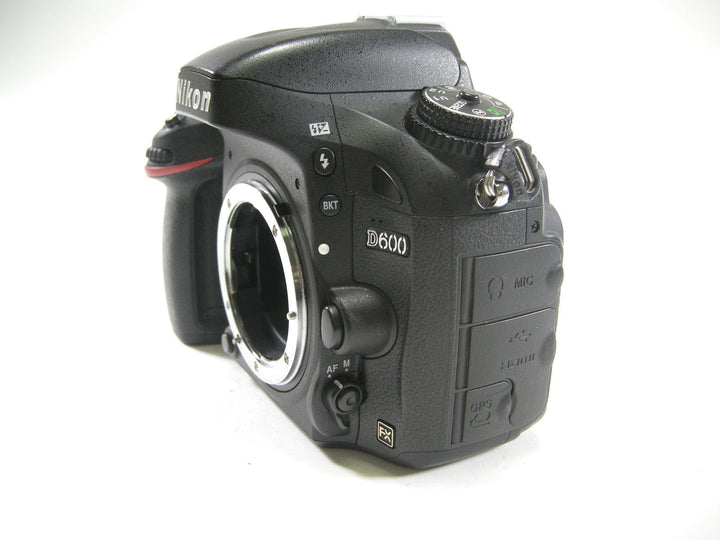 Nikon D600 24.3mp Digital SLR Body Only SC# 77,756 Digital Cameras - Digital SLR Cameras Nikon 3023407