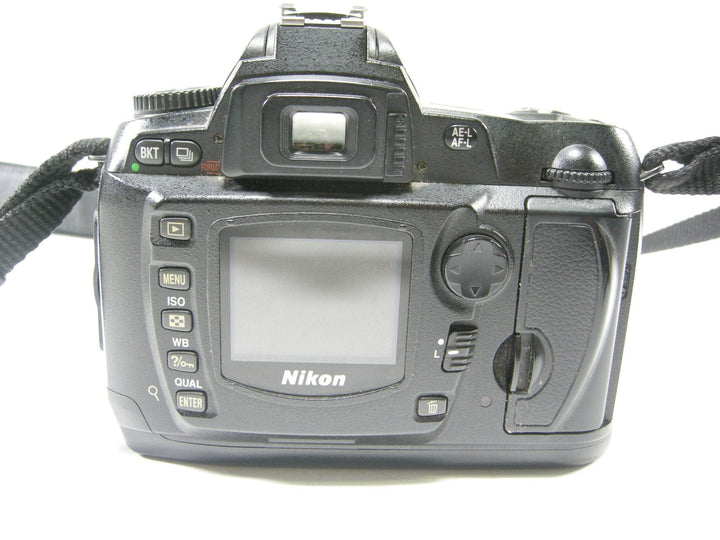 Nikon D70 6.1mp Digital SLR Body Only Shutter #11,640 Digital Cameras - Digital SLR Cameras Nikon 3315649