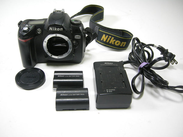 Nikon D70 6.1mp Digital SLR Body Only Shutter #11,640 Digital Cameras - Digital SLR Cameras Nikon 3315649