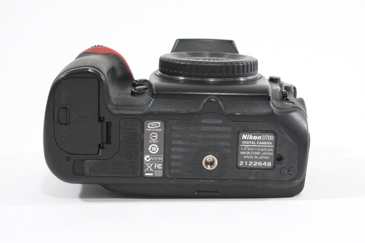 Nikon D700 Body - FOR PARTS ONLY Digital Cameras - Digital SLR Cameras Nikon 2122648