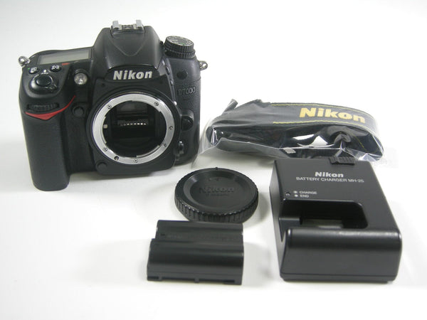 Nikon D7000 16.2mp Digital SLR body only S/C 14,832 Digital Cameras - Digital SLR Cameras Nikon 3061620