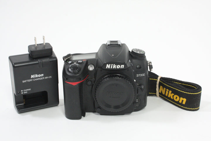 Nikon D7000 Body Only Shutter Count 4983 – Camera Exchange