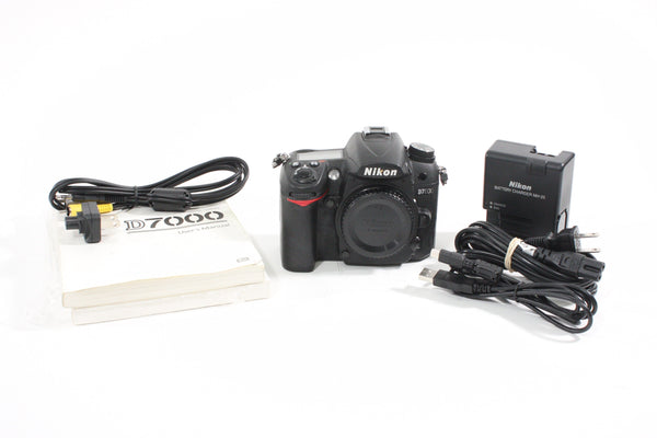 Nikon D7000 Body Only - Shutter Count 6464 Digital Cameras - Digital SLR Cameras Nikon 3294846