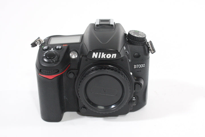 Nikon D7000 Body Only - Shutter Count 7836 Digital Cameras - Digital SLR Cameras Nikon 3334357