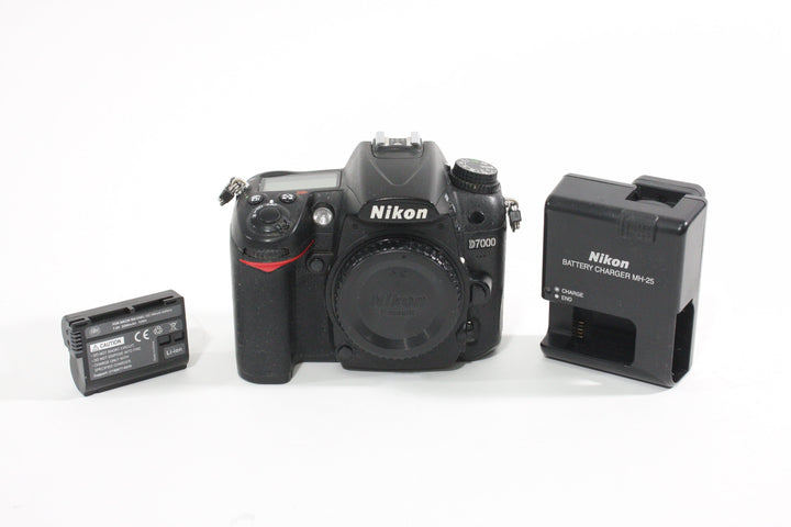 Nikon D7000 Digital SLR Camera Body Only - Shutter Count 140176 Digital Cameras - Digital SLR Cameras Nikon 3284952