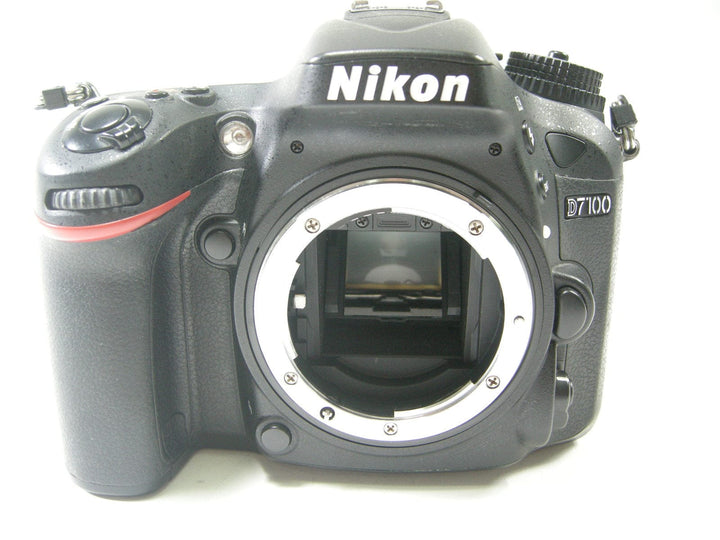 Nikon D7100 24.1mp Digital SLR Body Only S/C 11,147 Digital Cameras - Digital SLR Cameras Nikon 2648496