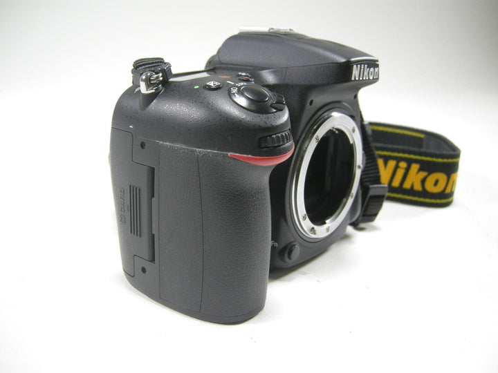 Nikon D7100 24.1mp Digital SLR body only S/C 4,846 Digital Cameras - Digital SLR Cameras Nikon 2075326