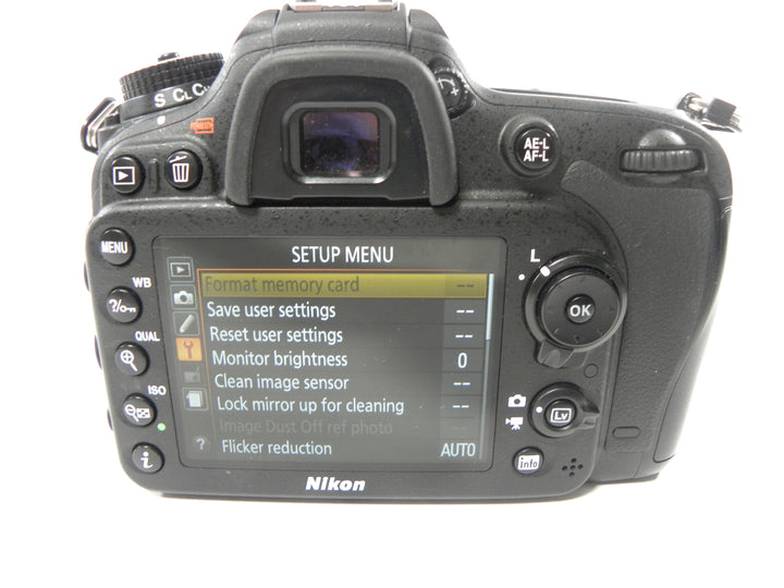 Nikon D7100 24.1mp Digital SLR Body Only Shutter Ct. 8,296 Digital Cameras - Digital SLR Cameras Nikon 2616711