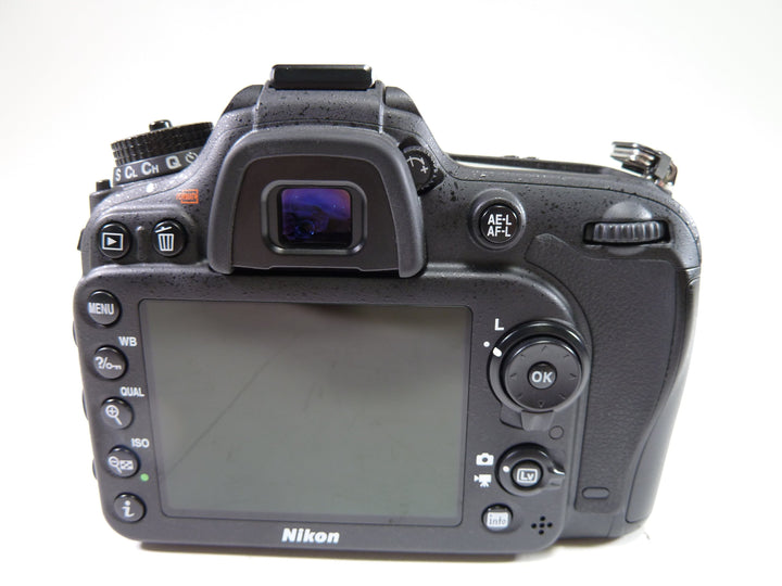 Nikon D7100 Body With a Shutter Count of 12,587 Digital Cameras - Digital SLR Cameras Nikon 2670089