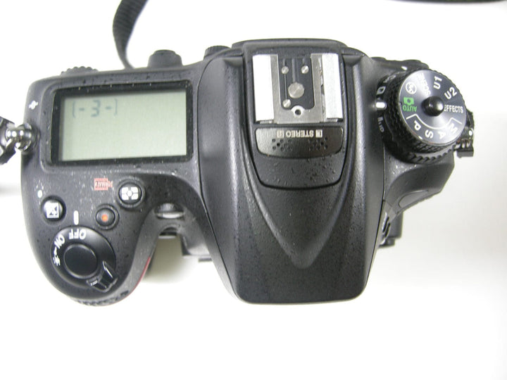 Nikon D7200 24.1mp Digital SLR Body Only Shutter# 9,114 Digital Cameras - Digital SLR Cameras Nikon 2536780