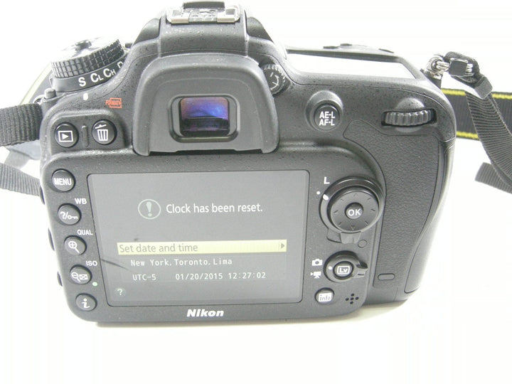 Nikon D7200 24.2mp Digital SLR Body Only Shutter Ct. 4,300 Digital Cameras - Digital SLR Cameras Nikon 2605312