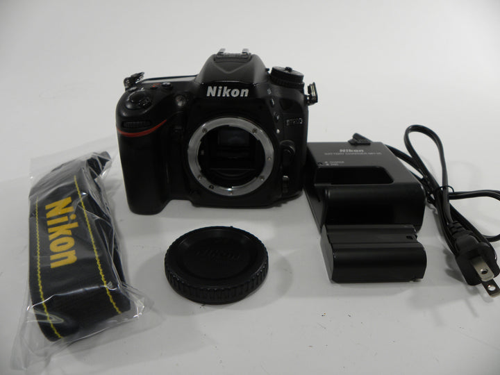 Nikon D7200 24.2mp Digital SLR Body Only Shutter Ct. 87,625 Digital Cameras - Digital SLR Cameras Nikon 2571662