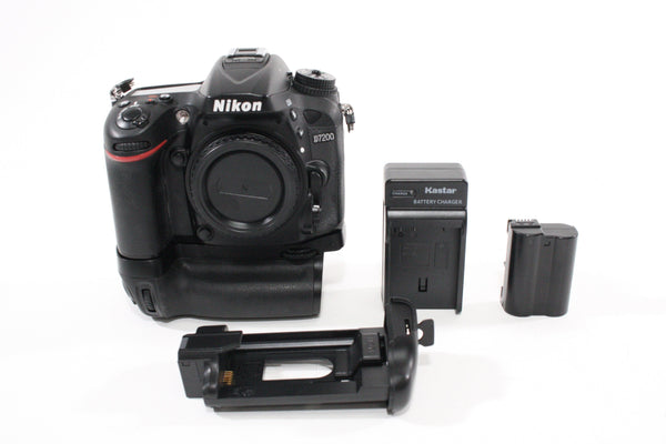 Nikon D7200 Body w/ MB-D15 Battery Grip Shutter Count 15380 Digital Cameras - Digital SLR Cameras Nikon 2581616