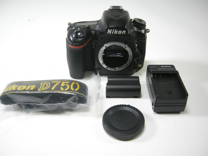 Nikon D750 24.3mp Digital SLR Body only S/C 293,708 Digital Cameras - Digital SLR Cameras Nikon 3049663