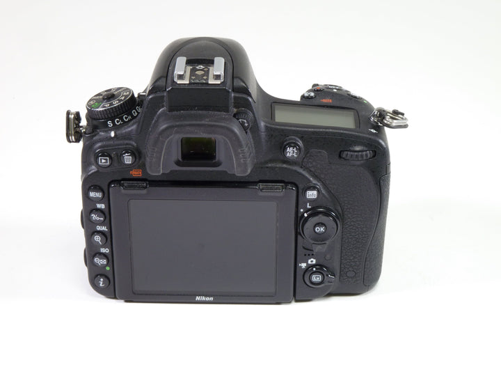 Nikon D750 Body Only - Shutter Count 35254 Digital Cameras - Digital SLR Cameras Nikon 6049873