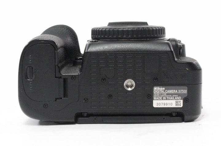 Nikon D7500 Shutter Count 7,870 Digital Cameras - Digital SLR Cameras Nikon 3079910NIKON