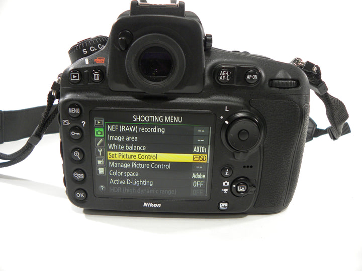 Nikon D810 36.3mp Digital SLR Body Only Shutter Ct. 4,585 Digital Cameras - Digital SLR Cameras Nikon 3001535