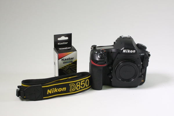 Nikon D850 DSLR Camera Body Only - Shutter Count 58646 Digital Cameras - Digital SLR Cameras Nikon 3052494