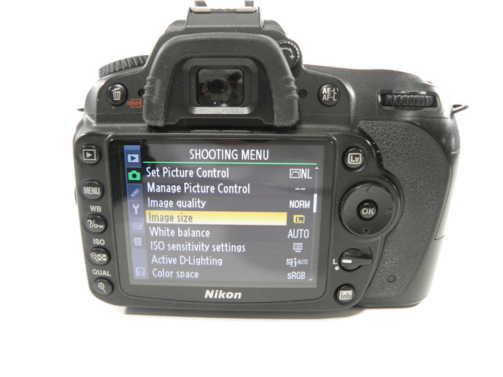 Nikon D90 12.3mp Digital SLR Body Only Shutter Ct. 15,451 Digital Cameras - Digital SLR Cameras Nikon 3532447