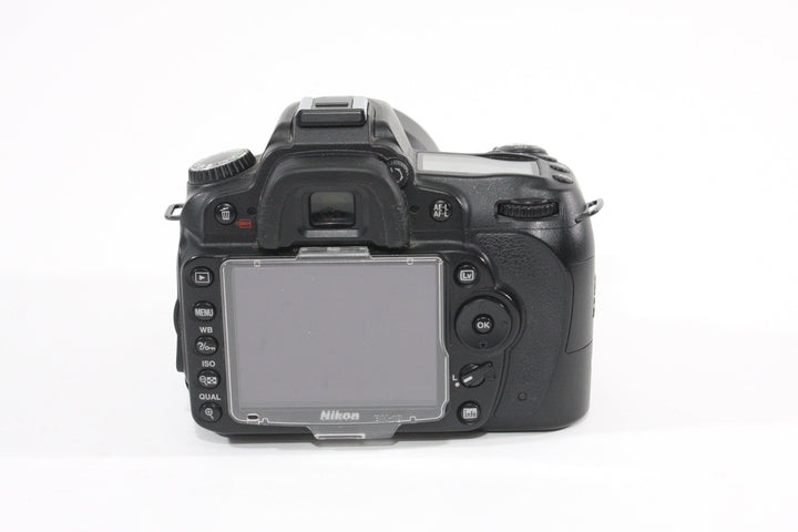 Nikon D90 with AF-S DX 18-55mm F3.5-5.6 G VR II  - Shutter Count 16846 Digital Cameras - Digital SLR Cameras Nikon 3333033