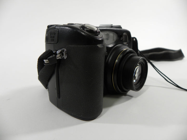 Nikon E5400 5.0mp Digital Camera Digital Cameras - Digital Point and Shoot Cameras Nikon 3015287