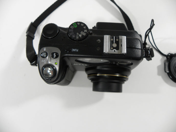 Nikon E5400 5.0mp Digital Camera Digital Cameras - Digital Point and Shoot Cameras Nikon 3015287