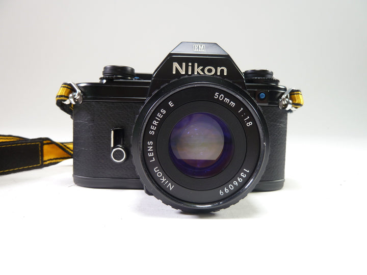 Nikon EM w/ 50mm f/1.8 Series E Lens & MD-E Motor Drive 35mm Film Cameras - 35mm SLR Cameras Nikon 6378932