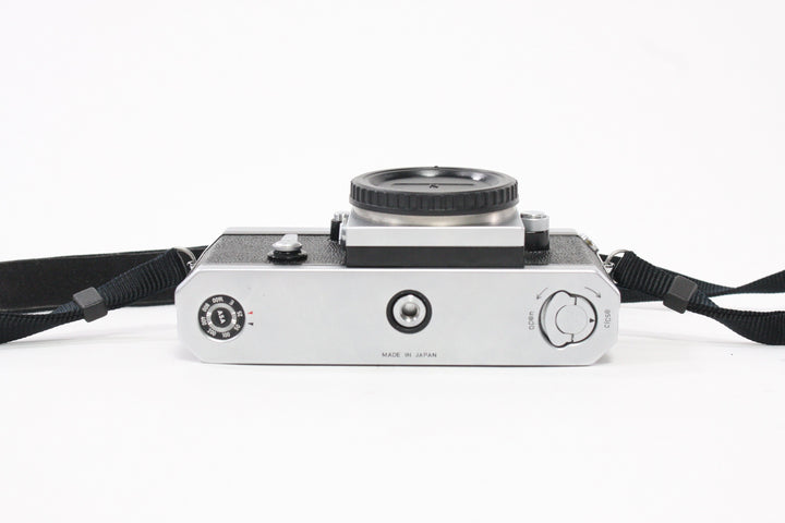 Nikon F 35mm SLR Camera Body 35mm Film Cameras - 35mm SLR Cameras Nikon 7334665