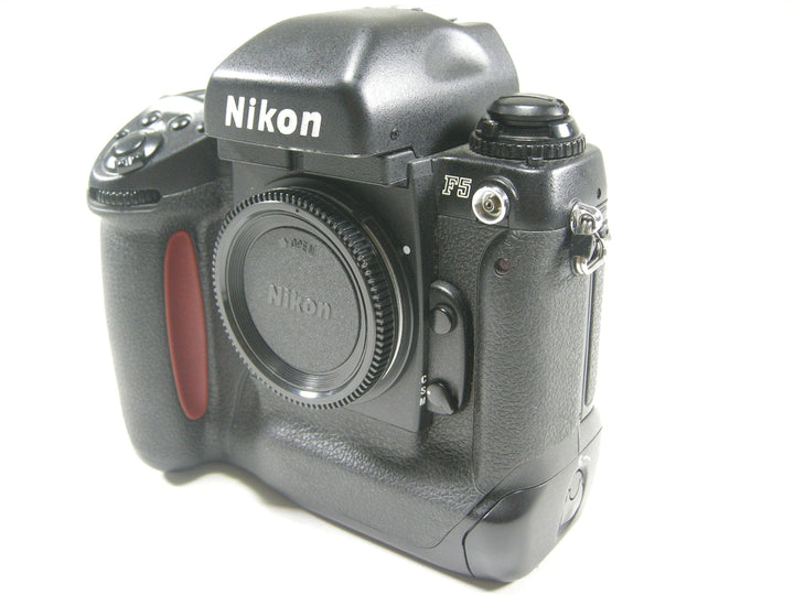 Nikon F5 35mm SLR Body Only 35mm Film Cameras - 35mm SLR Cameras Nikon 3159496