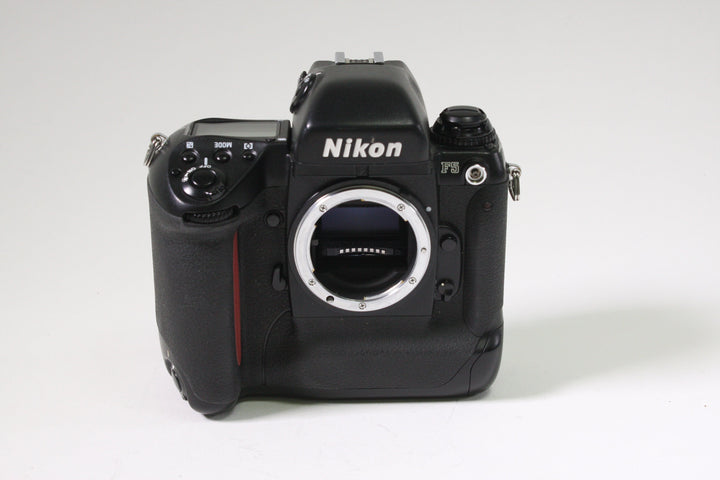 Nikon F5 body only 35mm Film Cameras - 35mm SLR Cameras Nikon 3095890