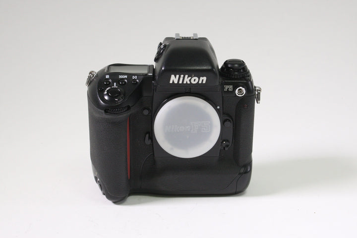 Nikon F5 body only 35mm Film Cameras - 35mm SLR Cameras Nikon 3095890