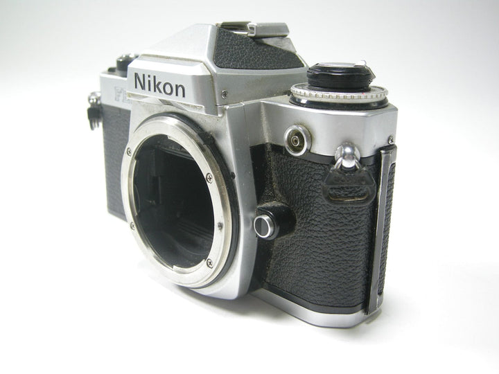 Nikon FE2 35mm SLR camera   (Parts) 35mm Film Cameras - 35mm SLR Cameras Nikon 2077752