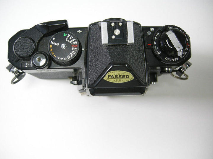 Nikon FE2 35mm SLR film camera (Black) (parts or repair) 35mm Film Cameras - 35mm SLR Cameras Nikon 2171835