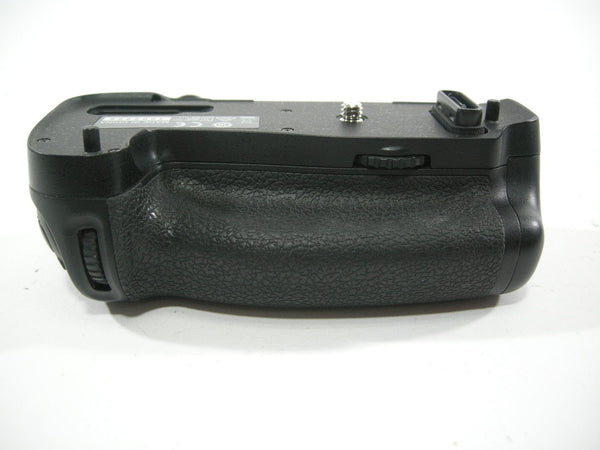 Nikon MB-D16 Battery Grip Grips, Brackets and Winders Nikon 3002866