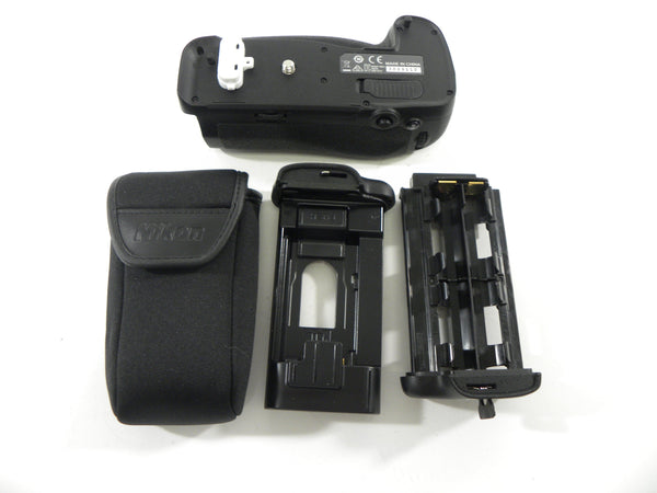 Nikon MB-D17 Battery Grip Grips, Brackets and Winders Nikon 3009110