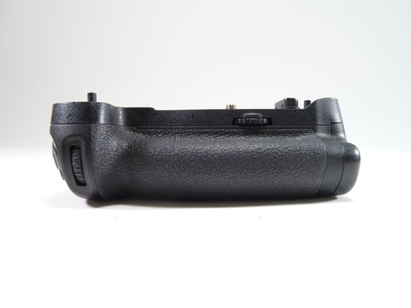 Nikon MB-D17 Grip For D500 Grips, Brackets and Winders Nikon 6019999
