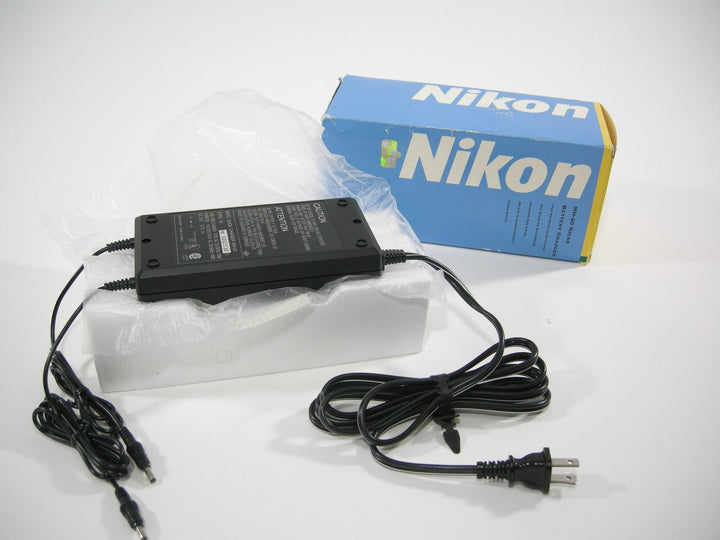 Nikon MH-20 Quick Charger for MN-20 Battery Battery Chargers Nikon 5002530