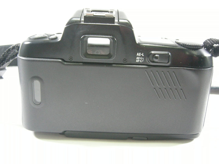 Nikon N6006 35mm SLR camera body only 35mm Film Cameras - 35mm SLR Cameras Nikon 2562984